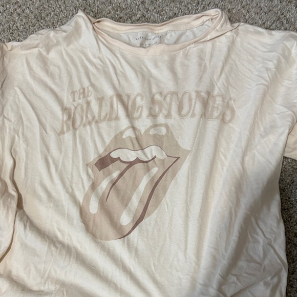 American Eagle Outfitters Cream Rolling Stones Tee - Picture 1 of 7